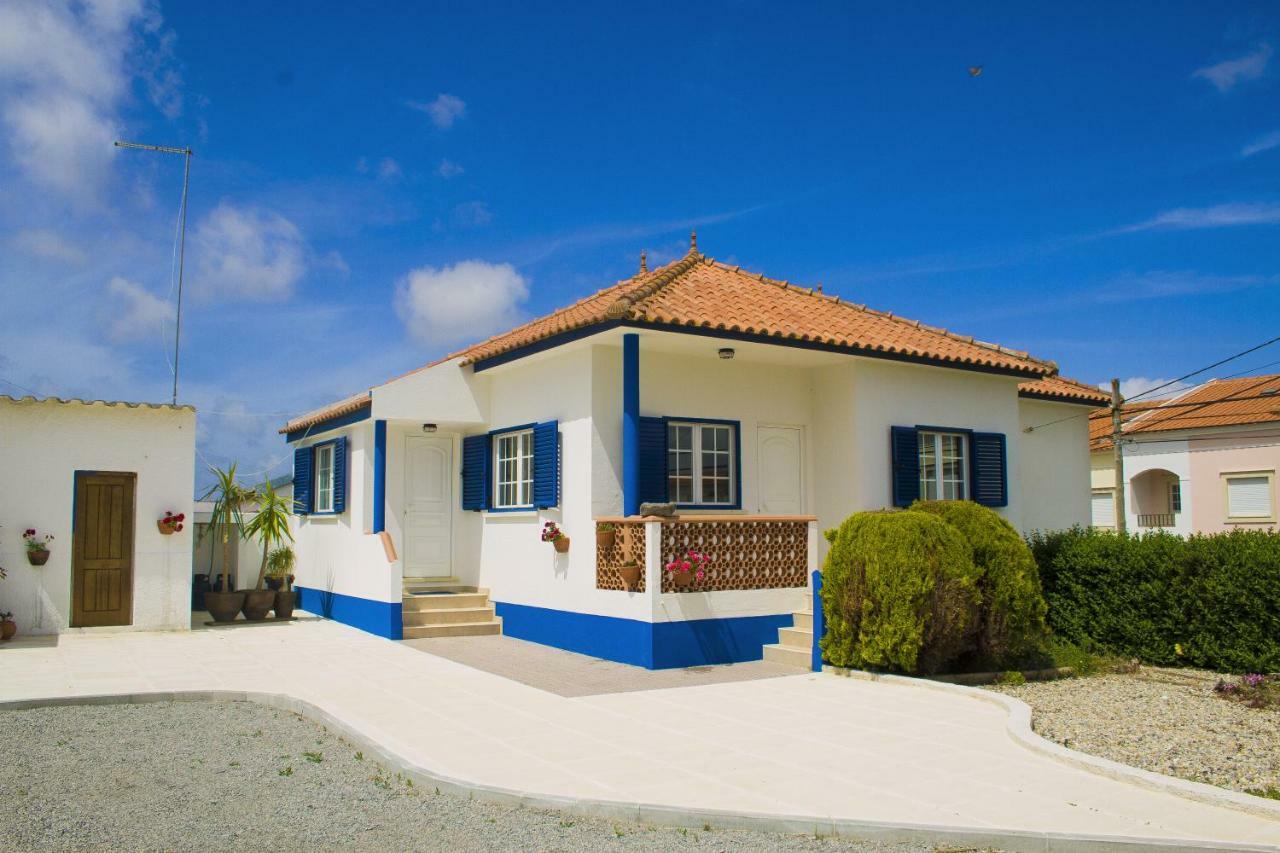Casal Do Gois Guest House Atouguia Da Baleia Esterno foto